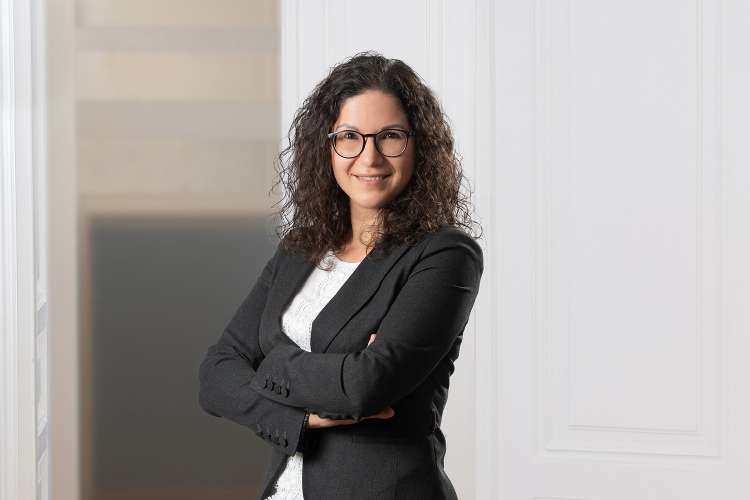 Elisabeth Hartlauer, Notare Steyr